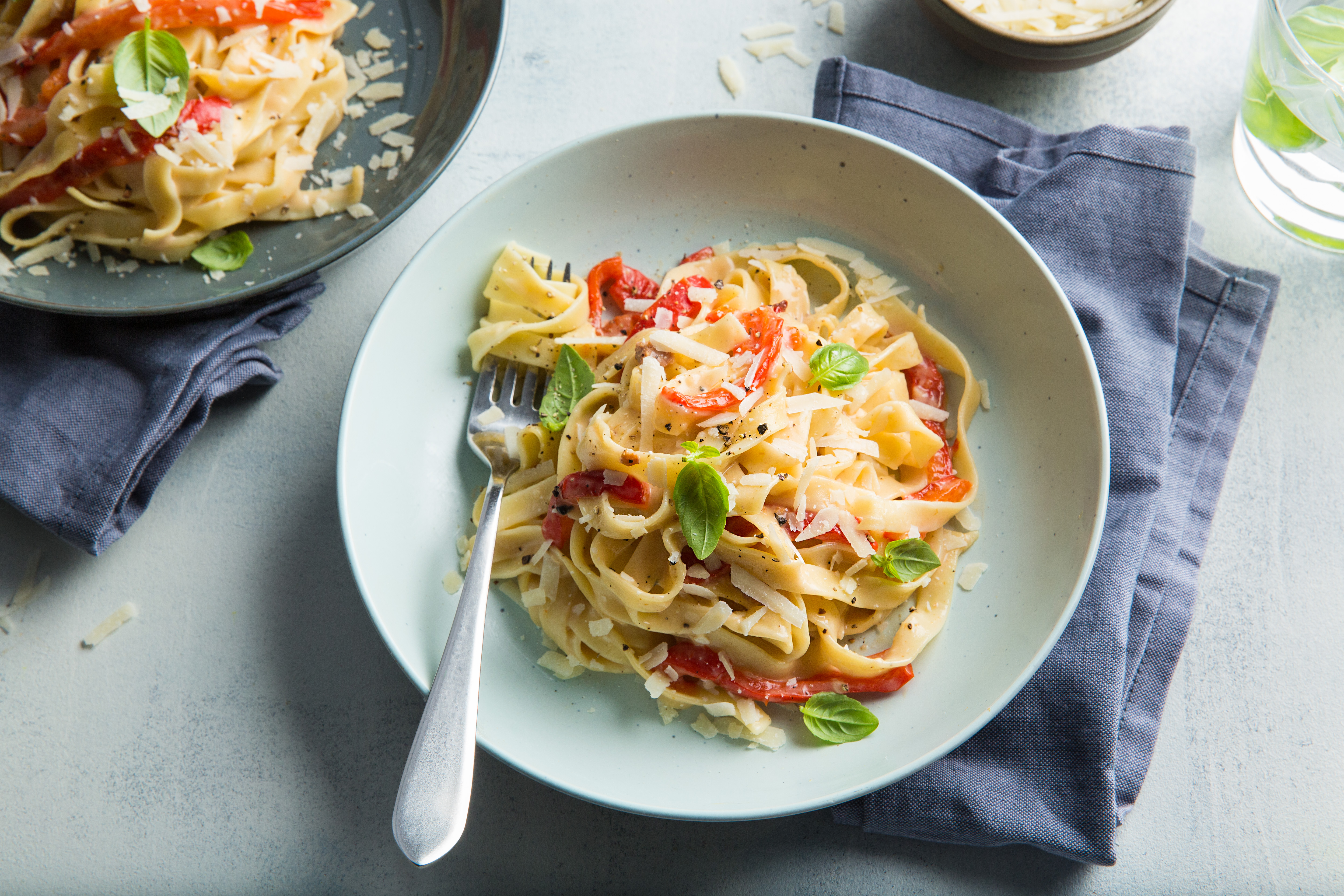 Tagliatelle alla Carbonara met paprika - Grand'Italia