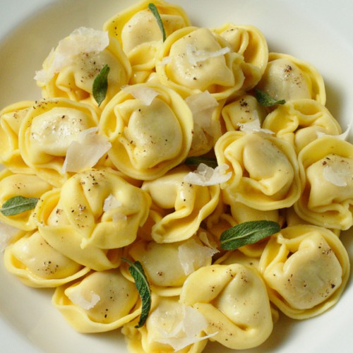 Goede Tortellini met boter, salie en parmezaanse kaas - Grand'Italia RN-44